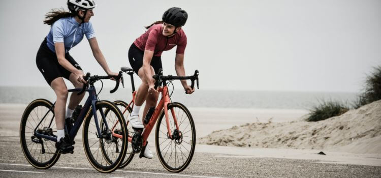 Optimal Triathlon Bike Choices for Competitive Racing