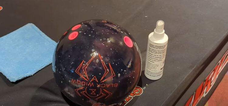 Understanding the Importance of Bowling Ball Cleaners