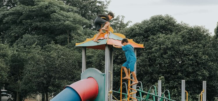 Benefits of Visiting Local Playgrounds