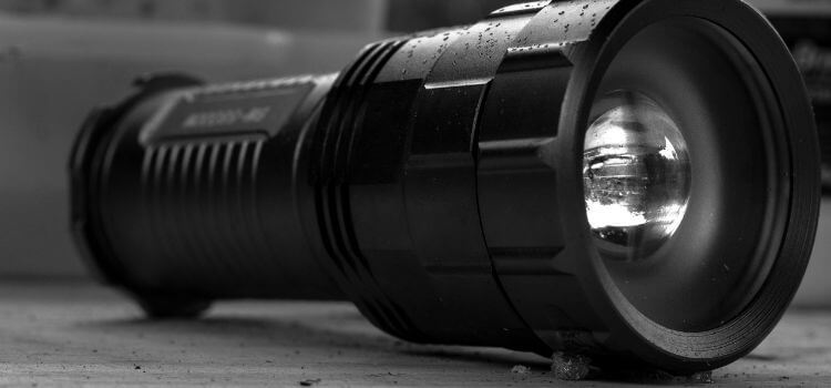 Key Factors to Consider When Choosing the Best Flashlight Brand